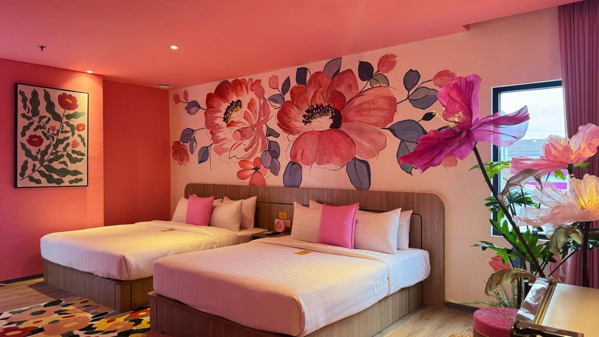 Yellow Bee Resort Cililitan ジャカルタ エクステリア 写真