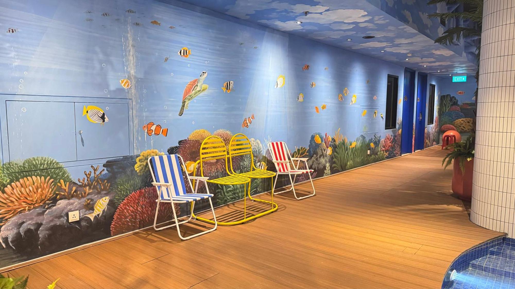 Yellow Bee Resort Cililitan ジャカルタ エクステリア 写真